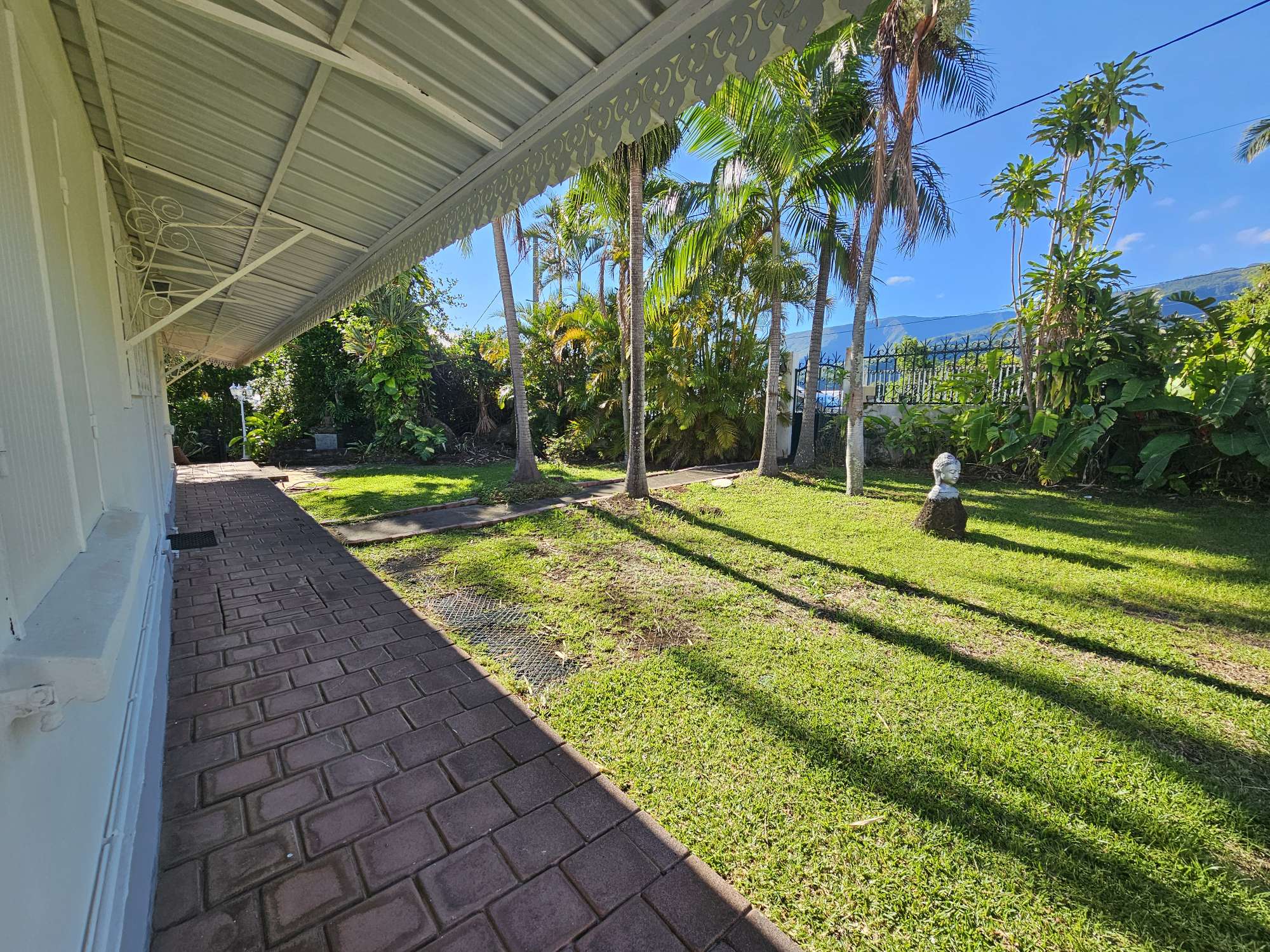 Maison-Villa - MOUFIA