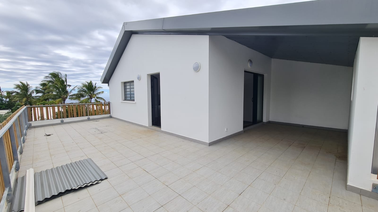 Appartement - Saint Gilles les Hauts